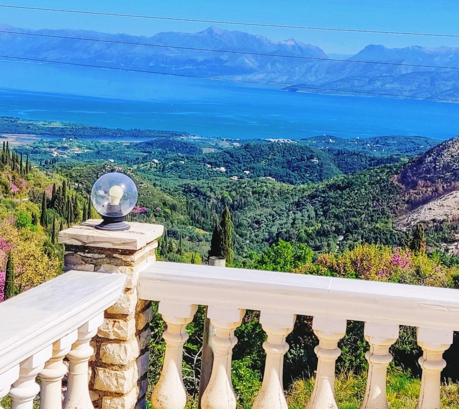 Castello Di Lafki Apartment Corfu  Екстериор снимка